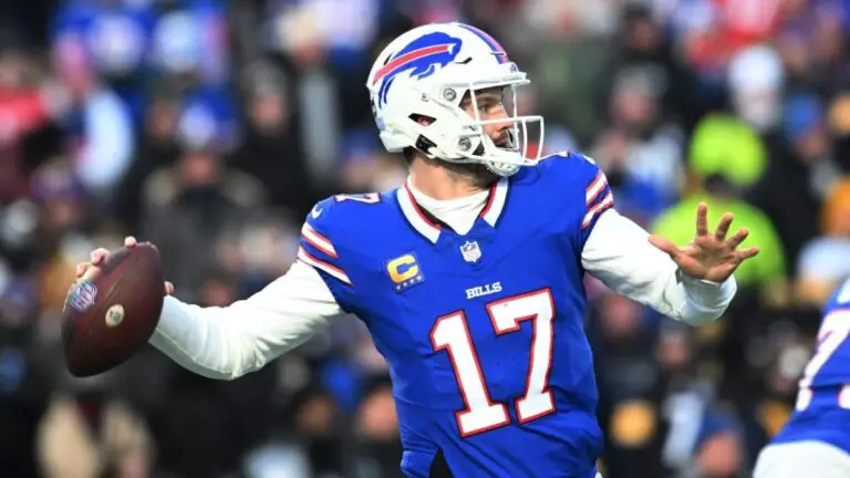 2025 Week 1 NFL score predictions, odds, picks today: Expert releases exact scores for every game