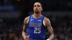 P.J. Washington signs extension with Mavs: Forward inks $90 million deal to remain in Dallas long-term