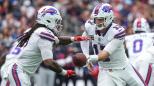 2025 Week 1 NFL score predictions, odds, picks today: Expert releases exact scores for each NFL game