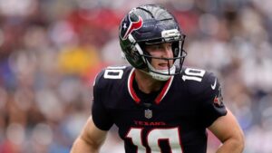 Davis Mills contract: Texans agree to one-year, $7 million extension with backup QB, per report